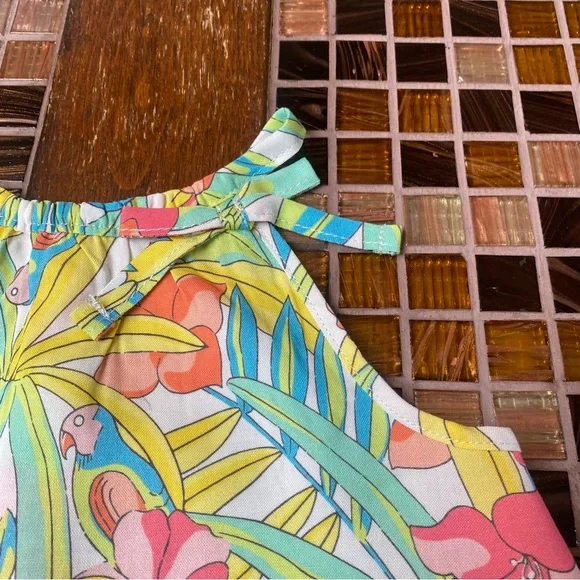 First Impressions Parrot Tropical Girls Set - Picture 5 of 9